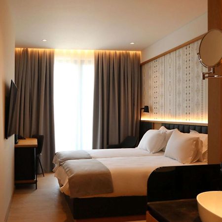 Mercure Prishtina City Prishtinë Exterior photo